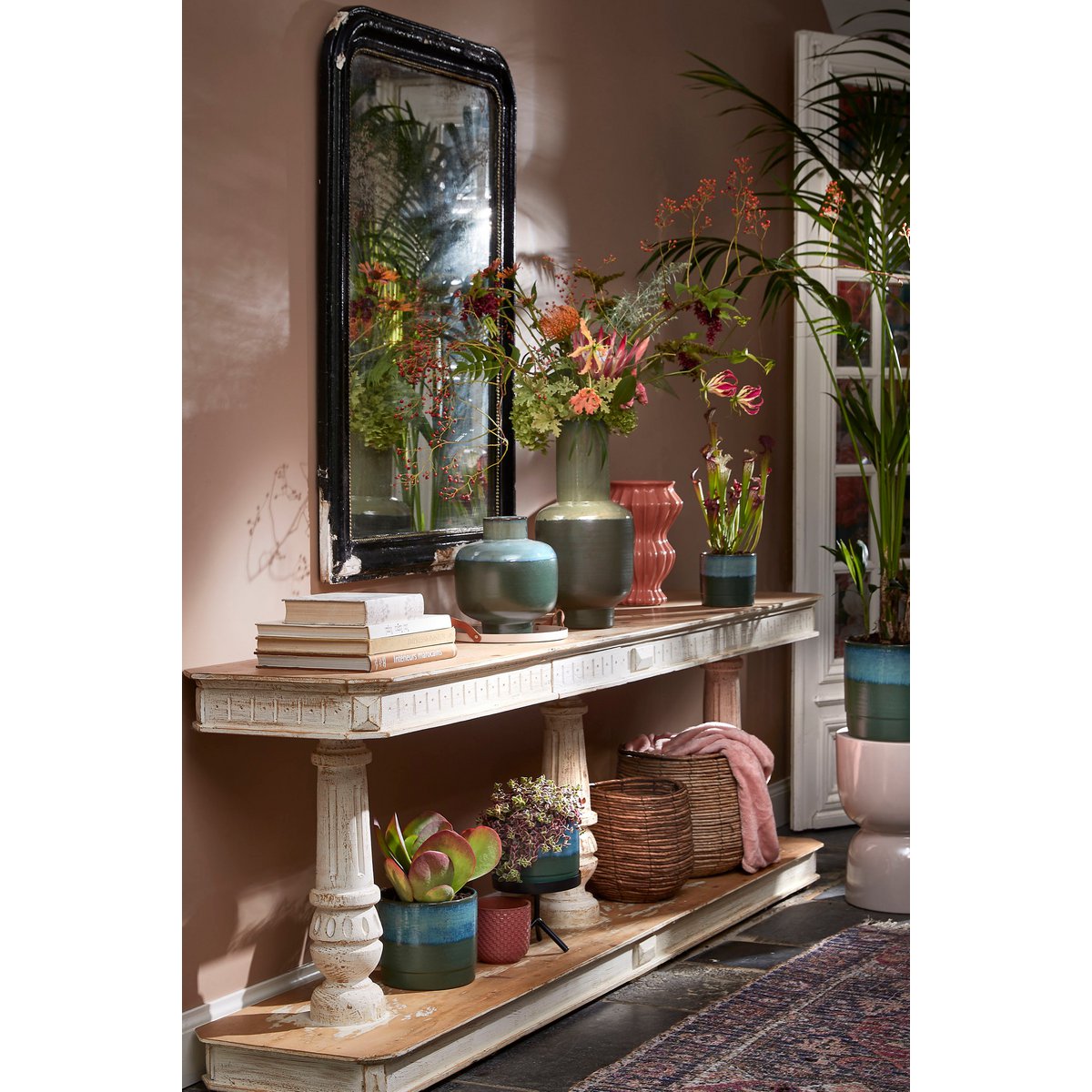 Handgemaakte Olof terracotta bloempot donkergroen – stijlvolle woondecoratie van Woonware