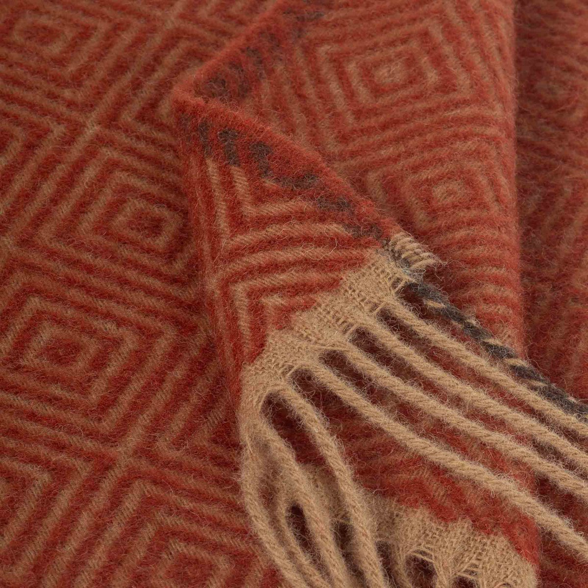 Wollen deken Venezia Ketchup roodbruin 140x200 – luxe plaid van Nieuw-Zeelandse wol – Woonware