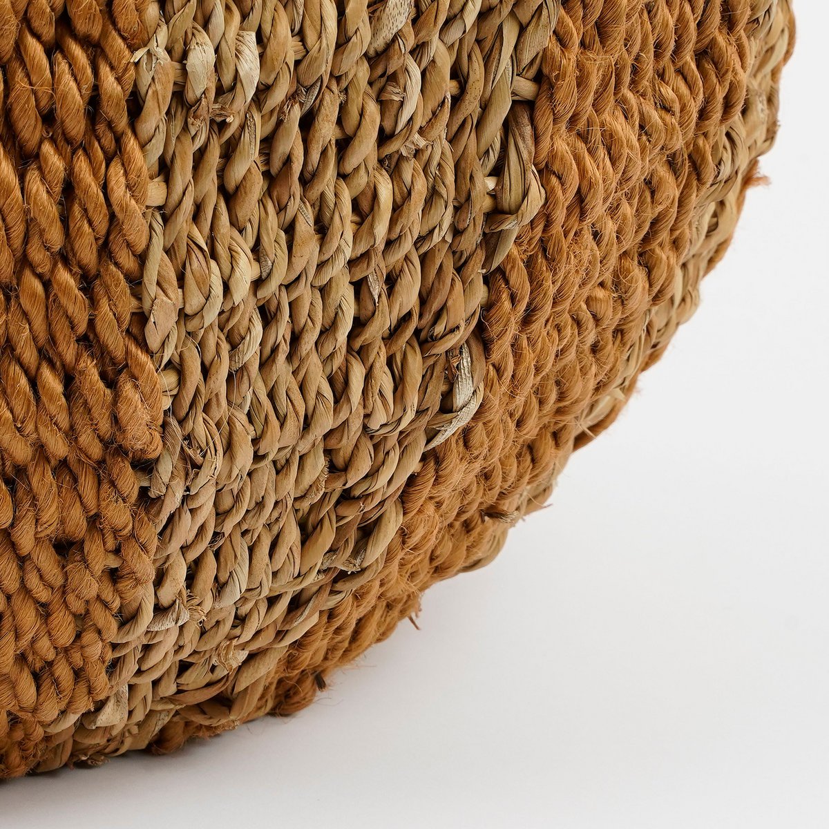 Gele opbergmand van jute met deksel Ø50 cm – natuurlijke woonaccessoire