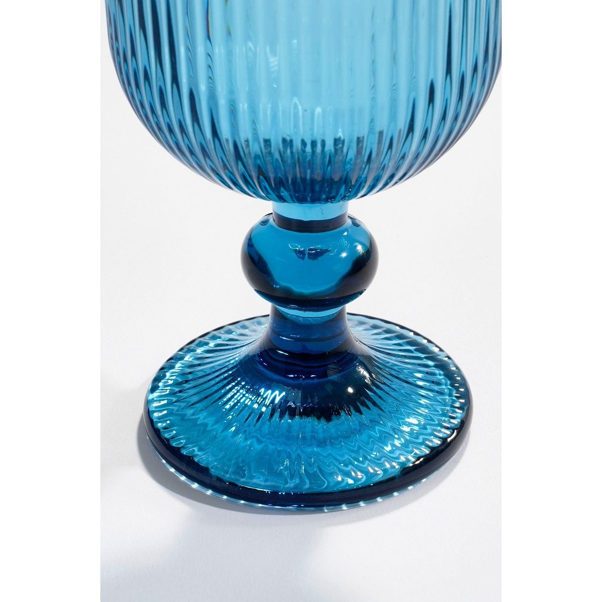 Blauw geribbeld wijnglas 250 ml – elegant glazen wijnglas | Woonware