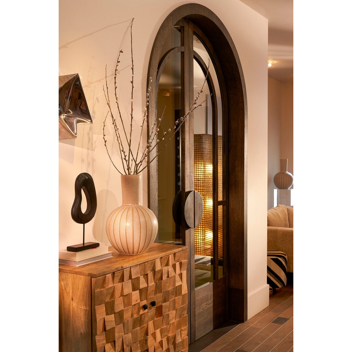 Pastina Ornament op Voet zwart mangohout modern sculptuur