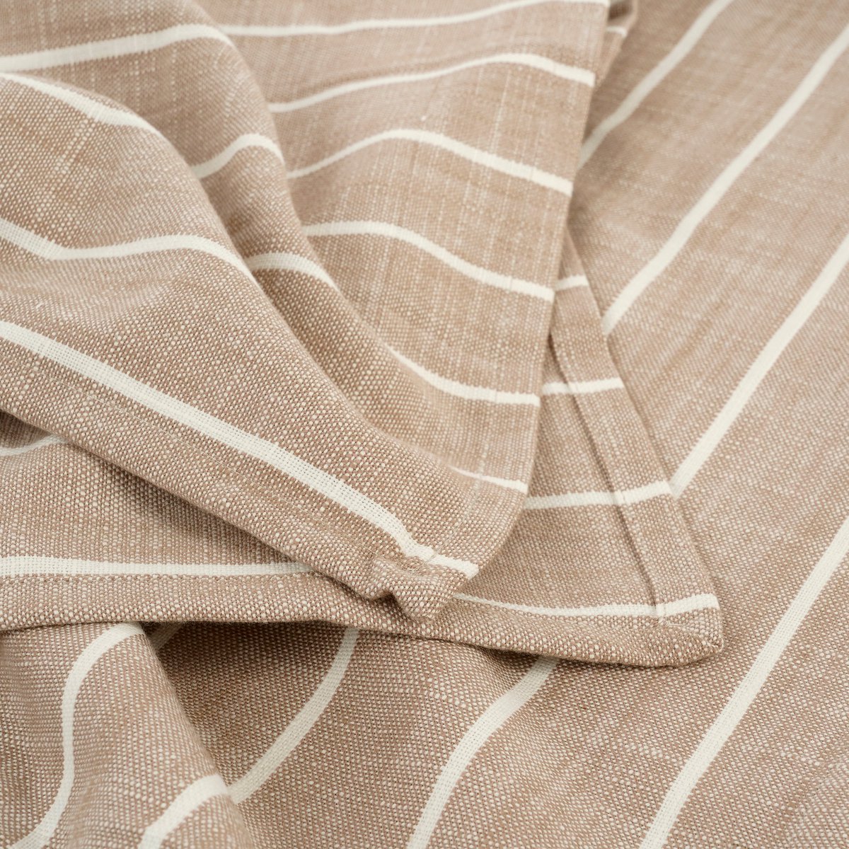 Alivo tafelkleed organisch katoen beige wit 250x140 cm Woonware