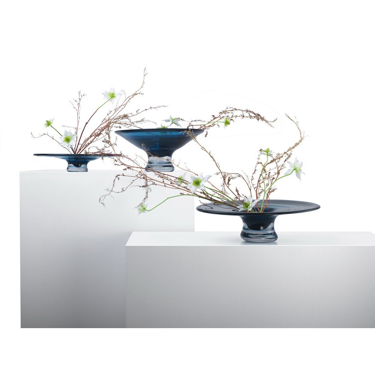 Schaal Ink Blue 32cm – luxe decoratieve glazen schaal Woonware