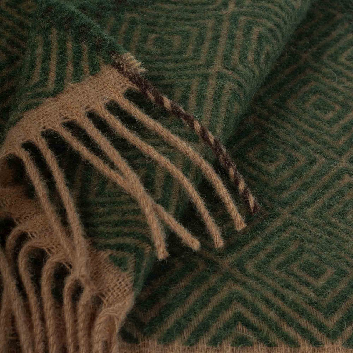 : Wollen deken Venezia Leaf groen bruin 140x200 cm | Woonware