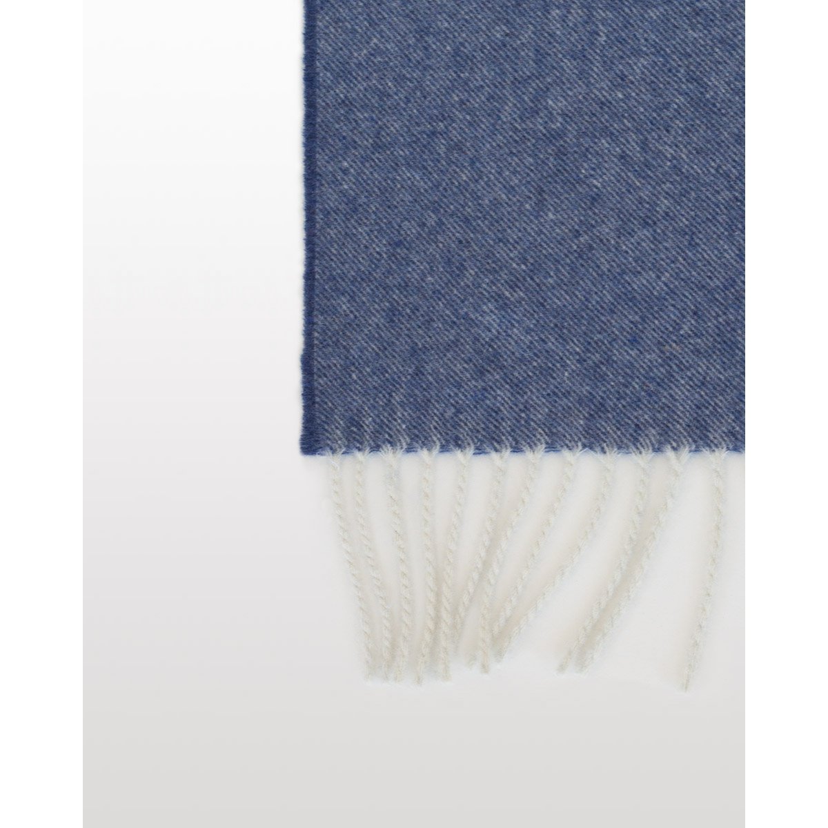 Kasjmier merino plaid Tibet Blue 140x200 – luxe blauwe deken | Woonware