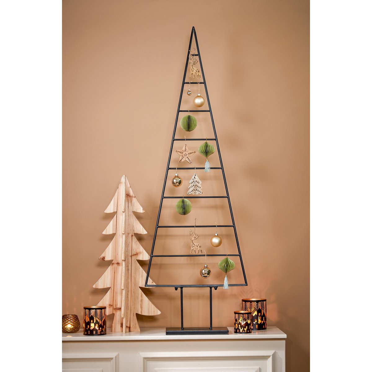Decoratie kerstboom metaal zwart 152 cm moderne kerstdecoratie Woonware