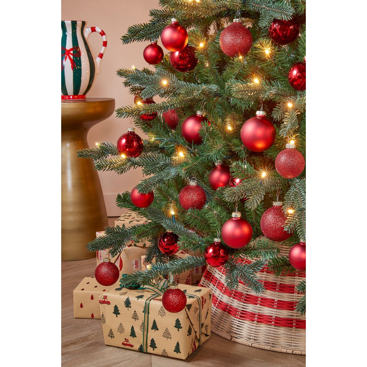 Rotan kerstboomrok beige rood Ø60 cm natuurlijke boommand Woonware