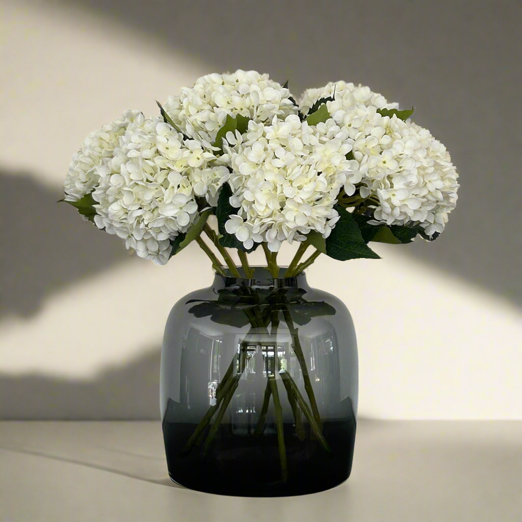 Hortensia takken wit 52 cm – kunst hortensia’s van Woonware in crème witte kleur