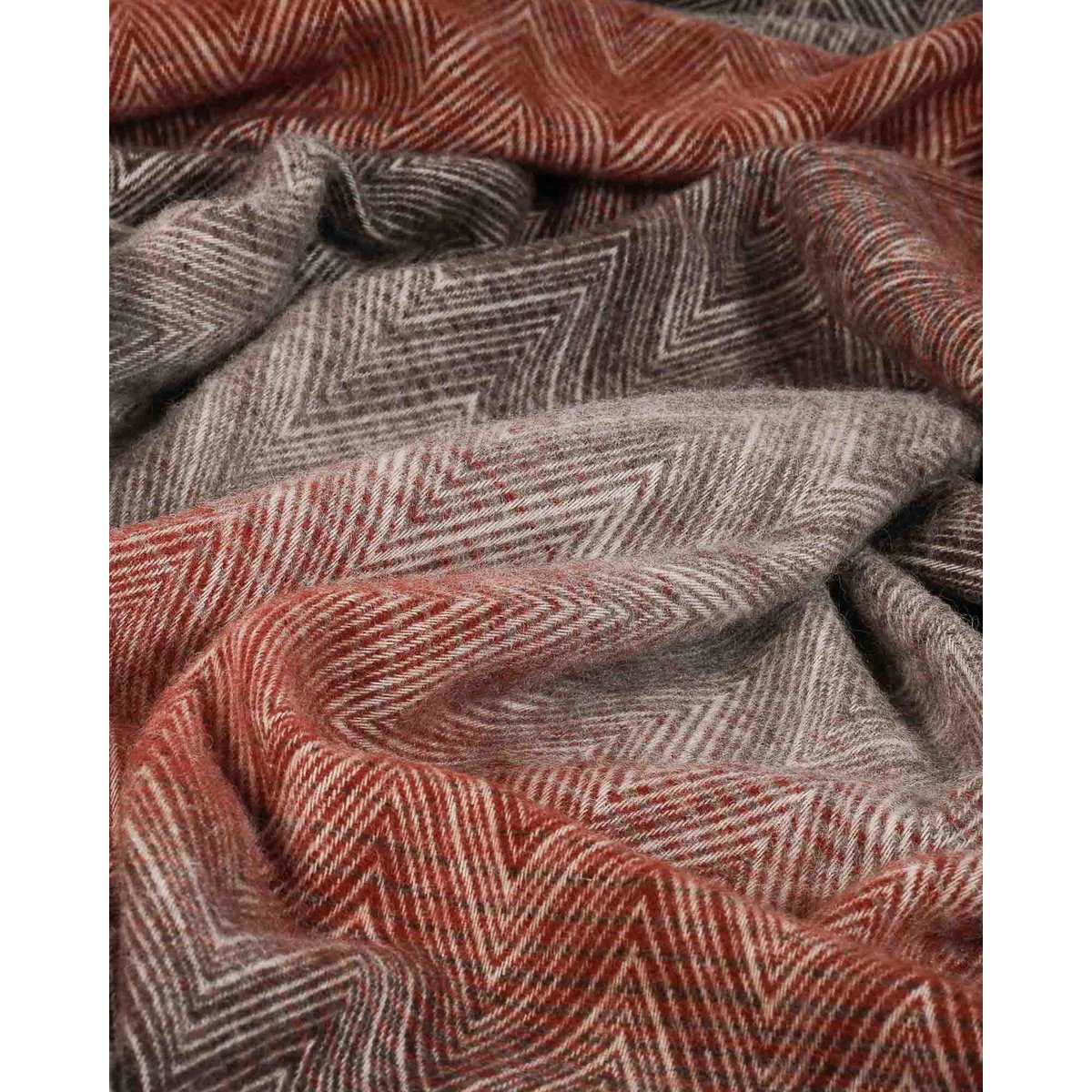 Wollen plaid Alba rood multicolor 140x200 met zigzagpatroon | Woonware