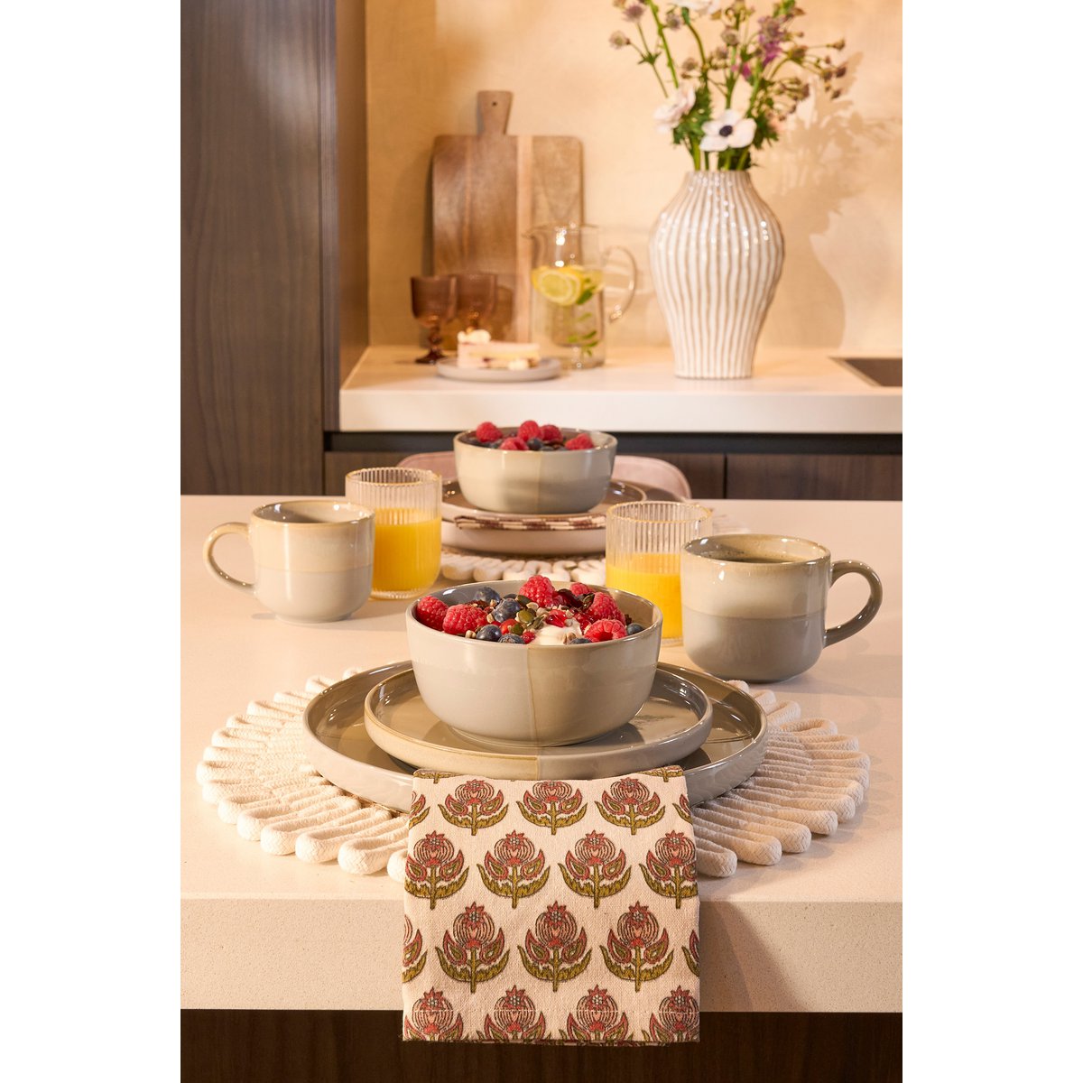 Ozzu Serviesset 4 Persoons Grijs – tijdloos servies Woonware