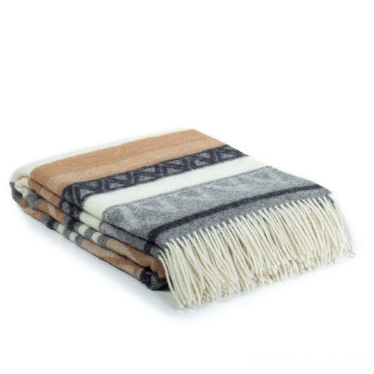 Triangel Plaid Bruin – 100% Nieuw-Zeelandse wol, modern driehoekspatroon