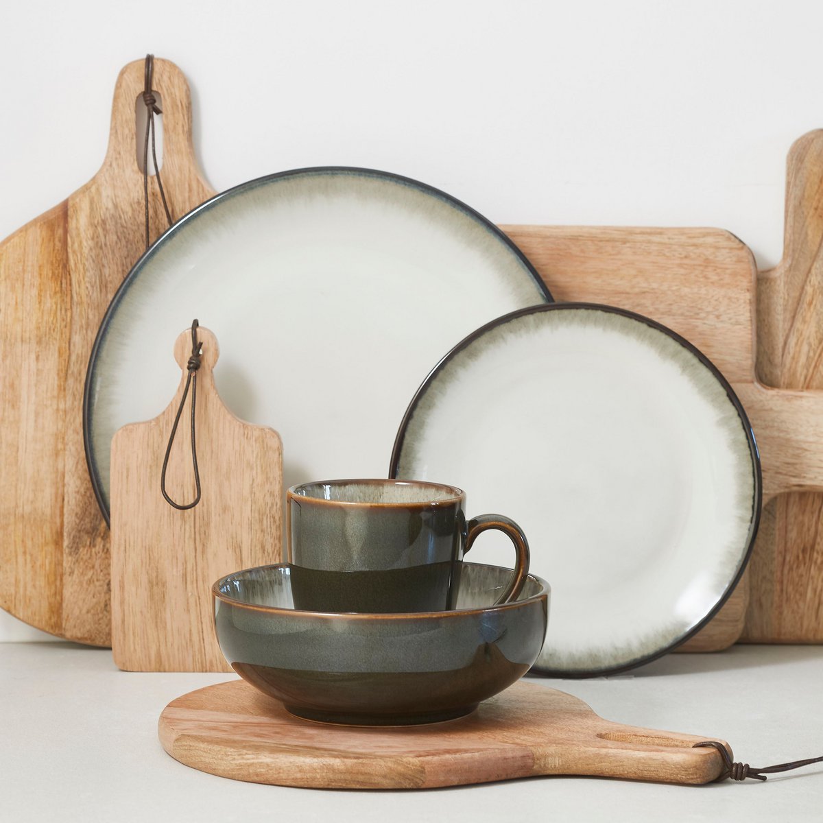 Duko ronde serveerplank FSC®-mangohout Ø28 cm bruin | Woonware